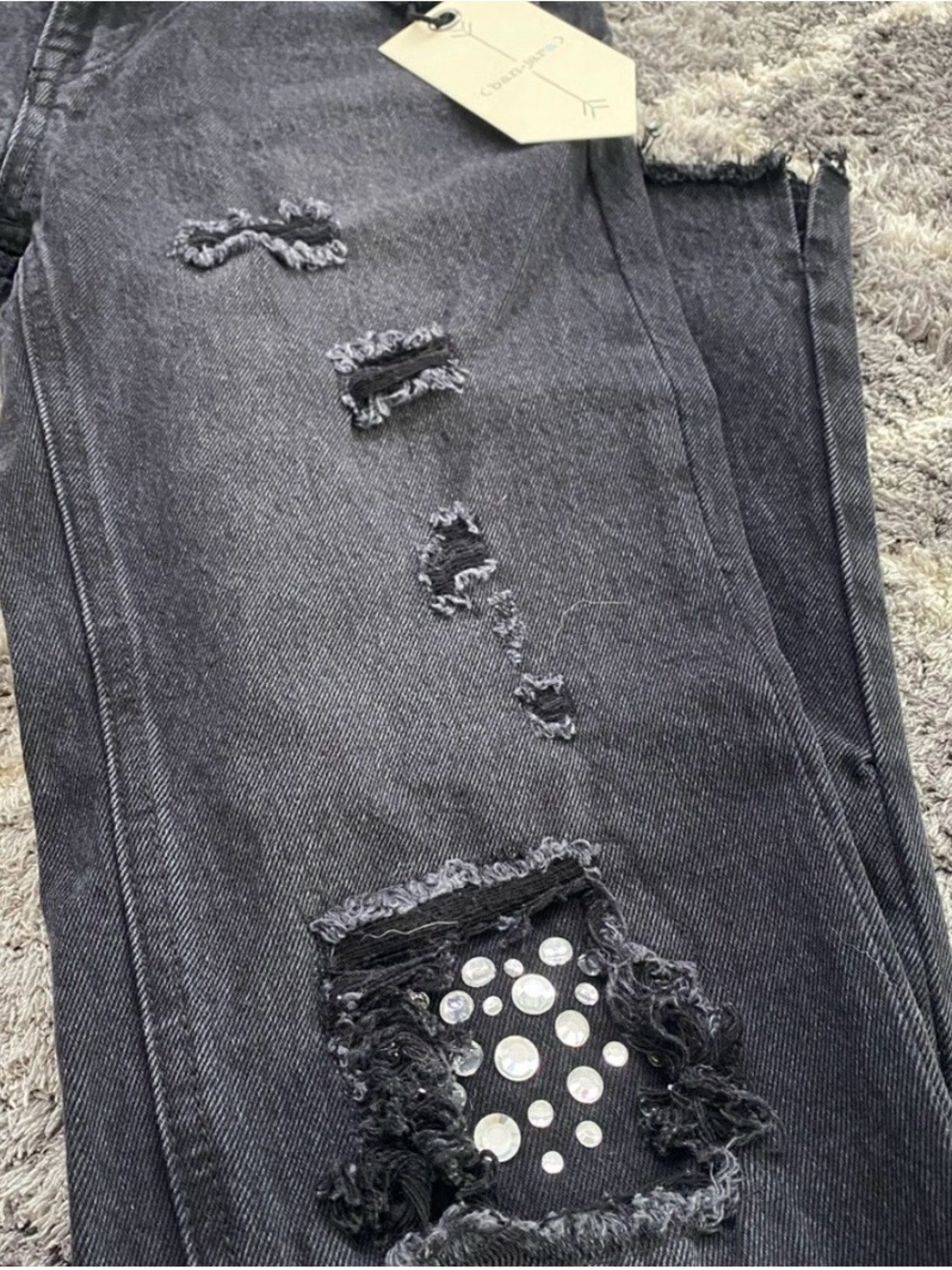 Distressed Jeans with Rhinestones - Picture 5 of 6